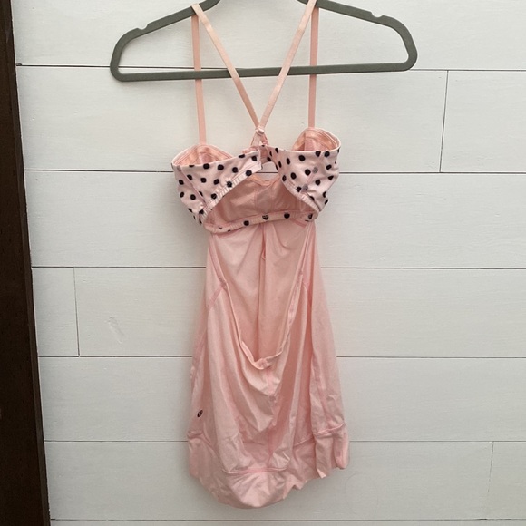 Lululemon built in bra top - Picture 2 of 6